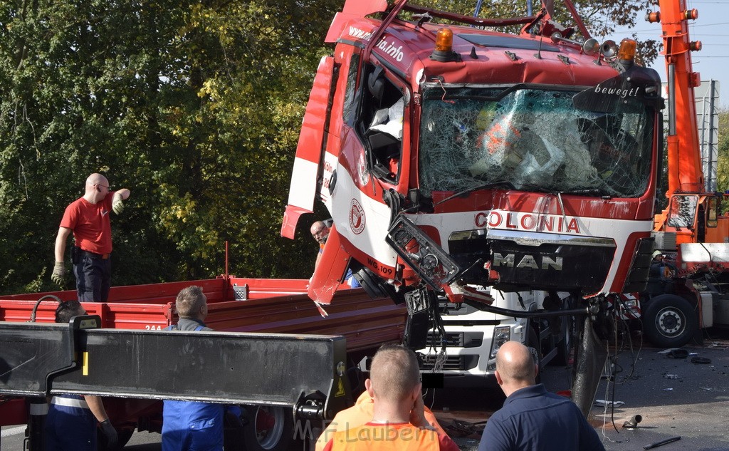 Schwerer VU PKlemm A 57 Rich Innenstadt Hoehe Koeln Chorweiler P122.JPG - Miklos Laubert